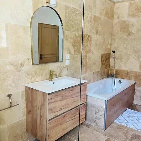 Du Dousset Casa vacanze *