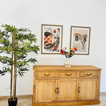 Du Dousset Tatil Evi Esclottes